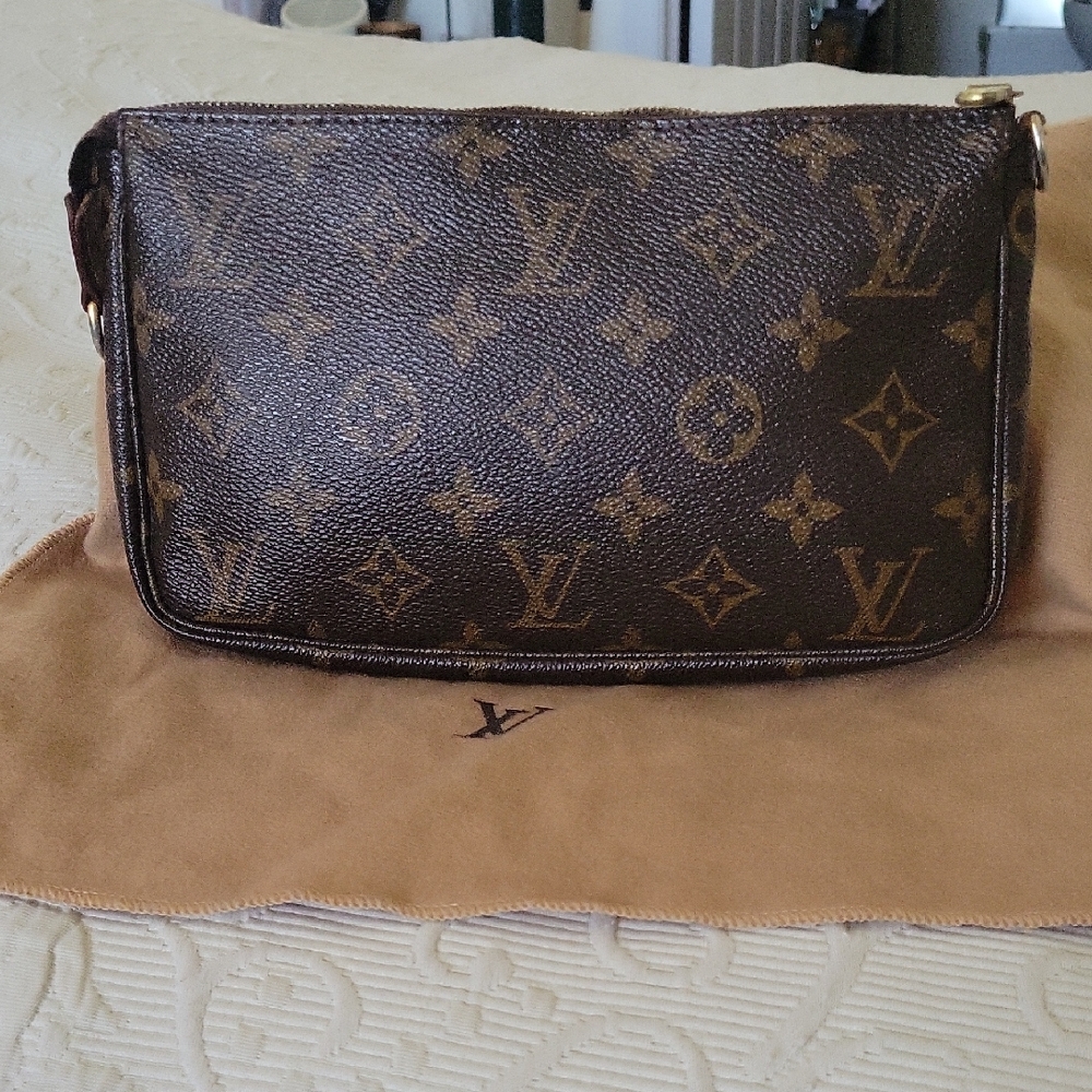 Louis Vuitton Dark Brown Monogram Pochette Pouch without stap